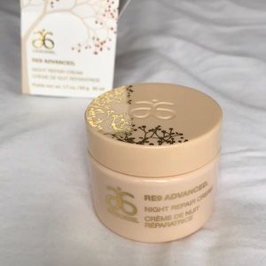 NWT Arbonne RE9 Advanced Night Repair Cream
